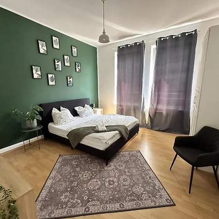 Gemuetliche 2-zimmer Im Zentrum * Neumuenster
